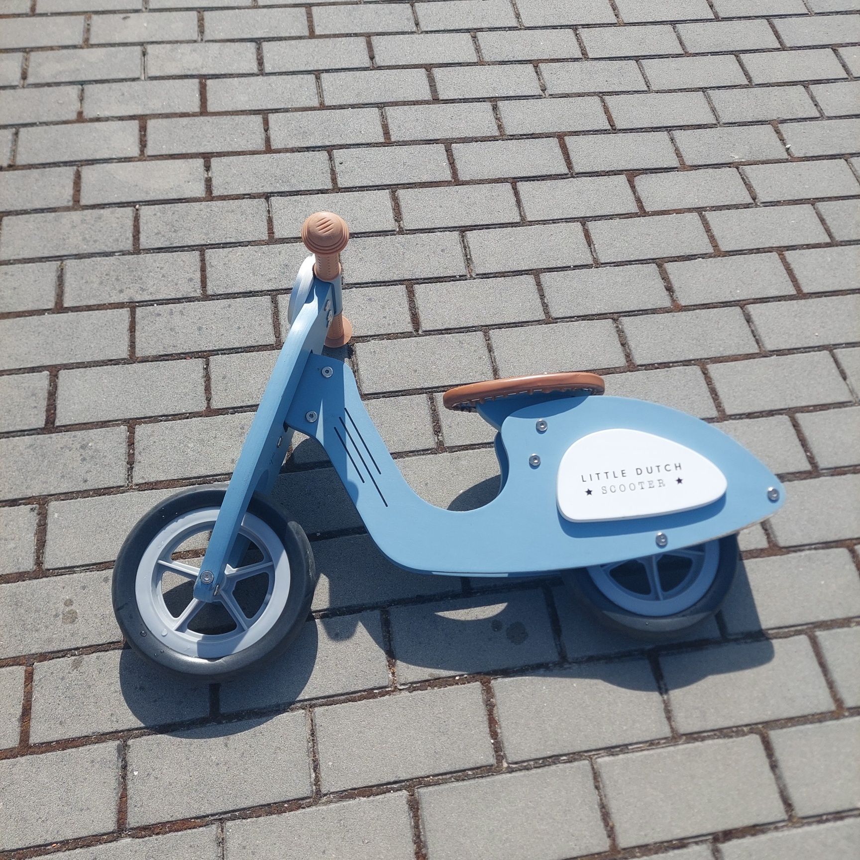 Trotinete little dutch