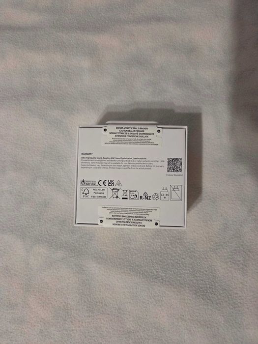 Samsung Galaxy Buds3 szare