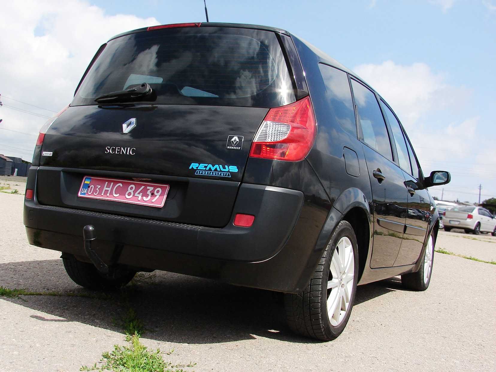 Свежепригнанный Renault Grand Scenic 1.6 MPi 2008 год