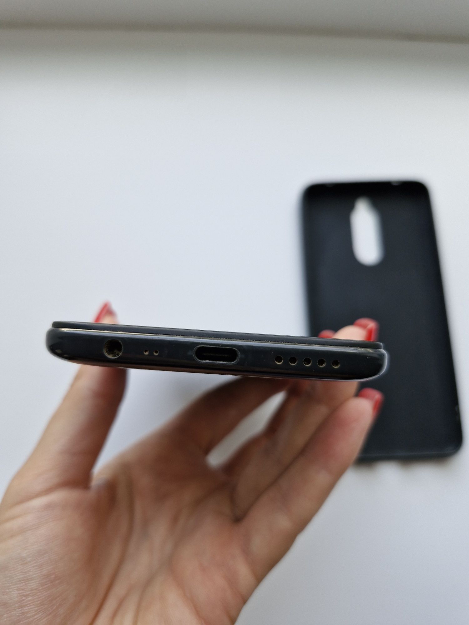 Телефон Redmi 8/32