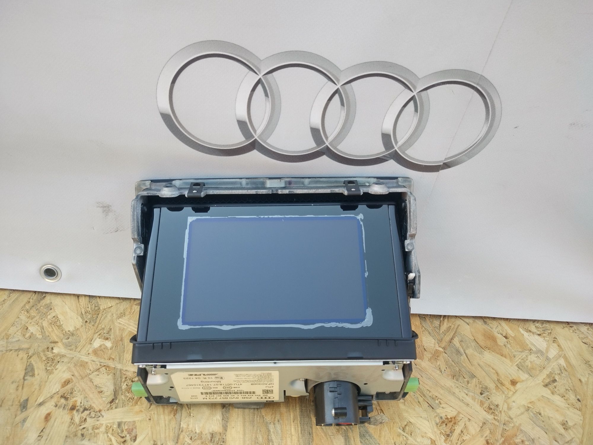 Audi A3 8V0 Дисплей Ауді А3 8В0 Екран мультимедії