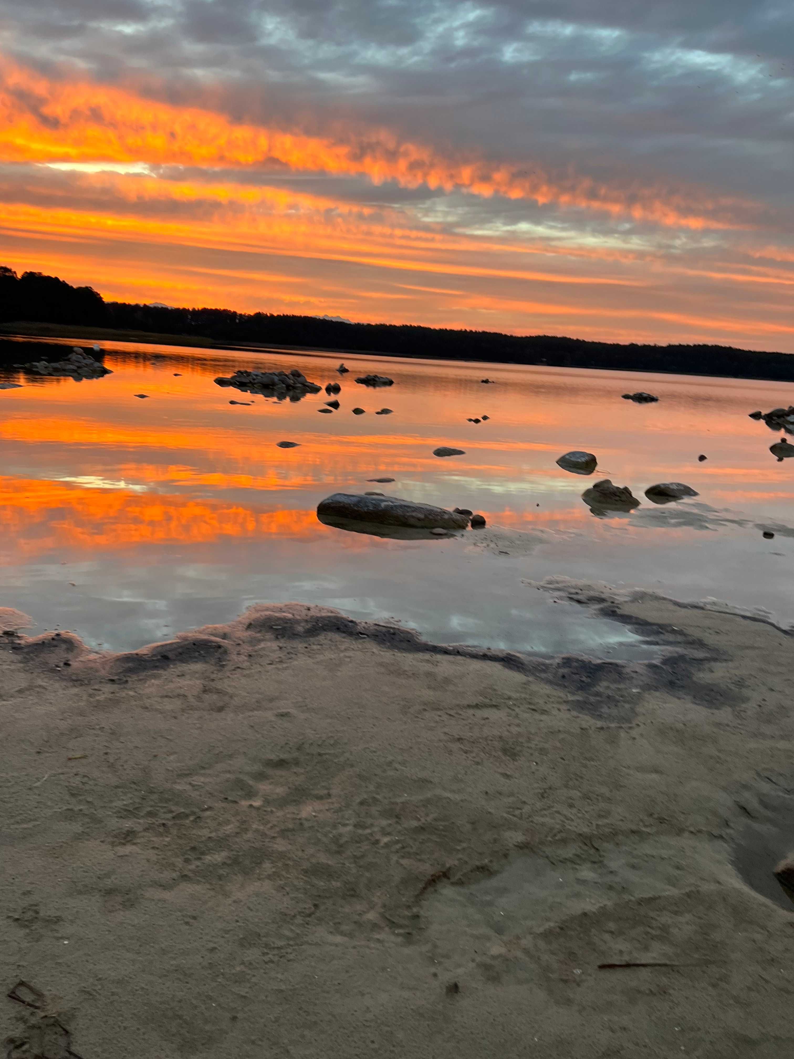 Domek Narty z Balią Jucuzzi z widokiem na jezioro, plac zabaw, Mazury