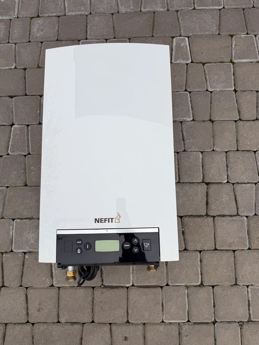 Nefit Bosch ProLine 24kw Конденсаційний 2контурний газовий котел