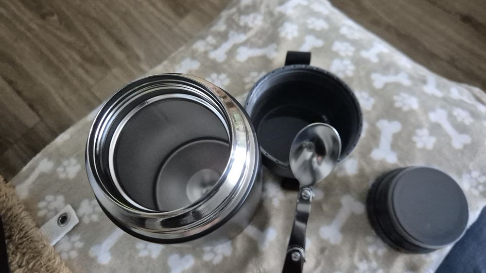 Izolowany pojemnik na lunch