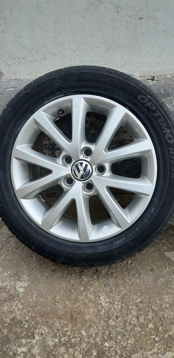Диски R16 +шини 205х55х16 VW