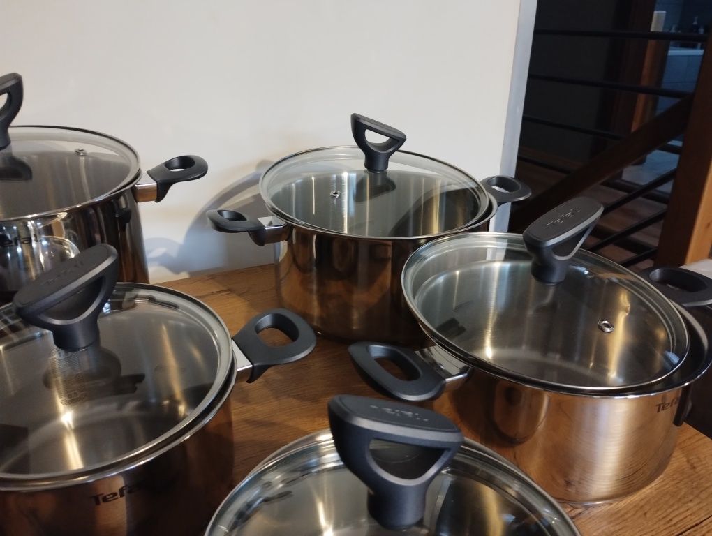 Nowy Zestaw garnków Tefal Daily Cook G712SA55 Indukcja 10 elementów.