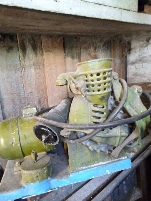 Кукурузяная лущелка електрическая