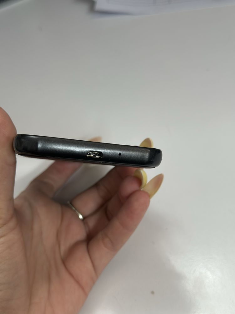 Samsung Xcover 4, б/у