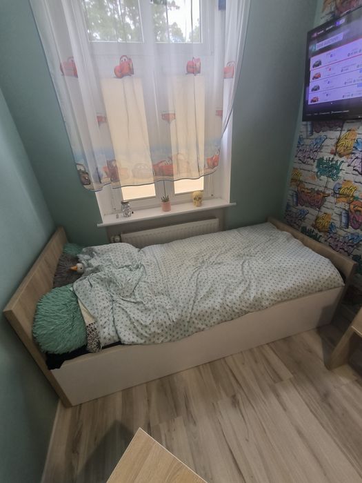 Meble do pokoju dziecięcego, szafa, łóżko, biurko, stolik, regał,szafk