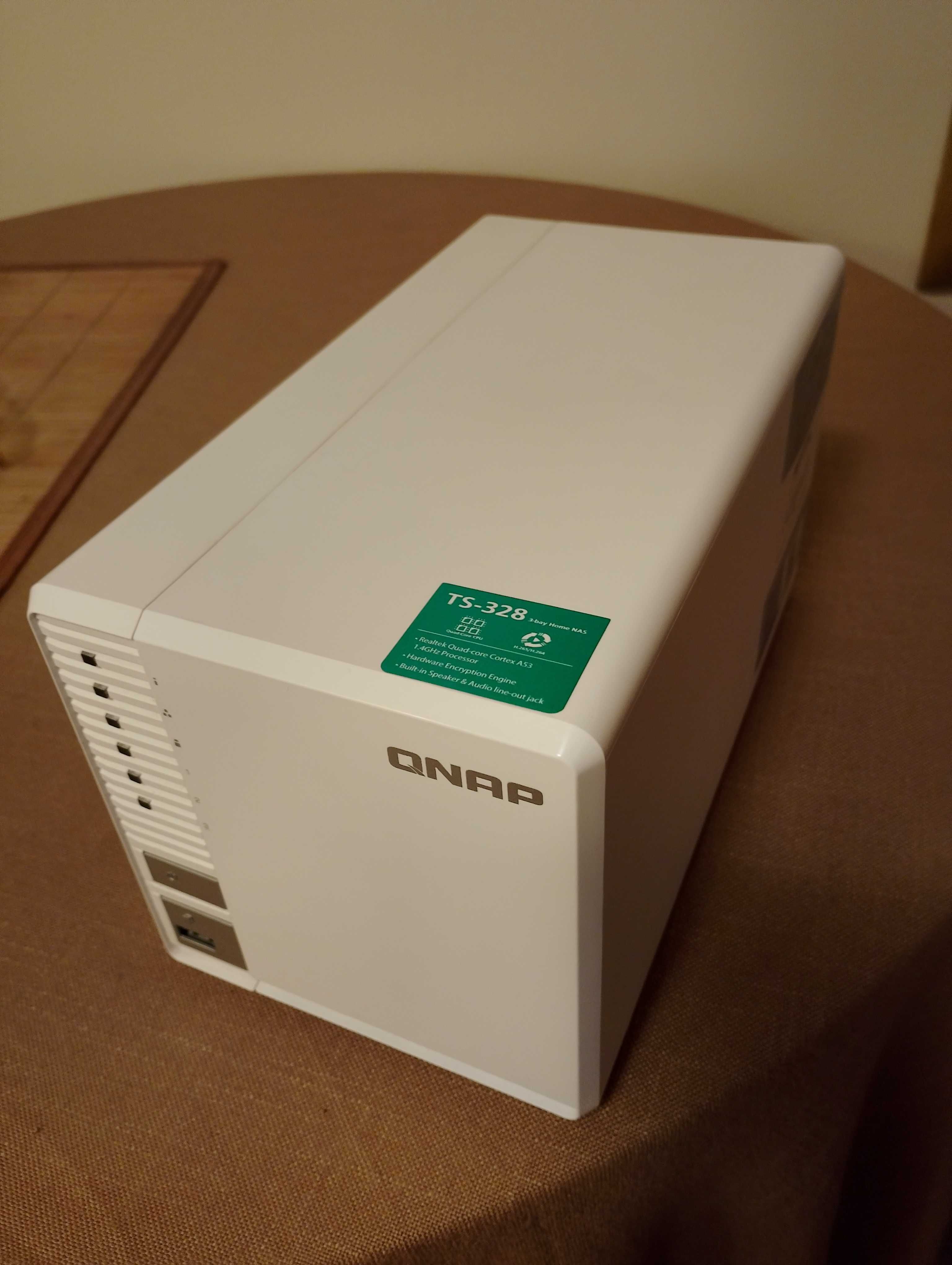 NAP TS-328 4x1,4 GHz 2 GB DDR4 RAM 3xBay Nas
