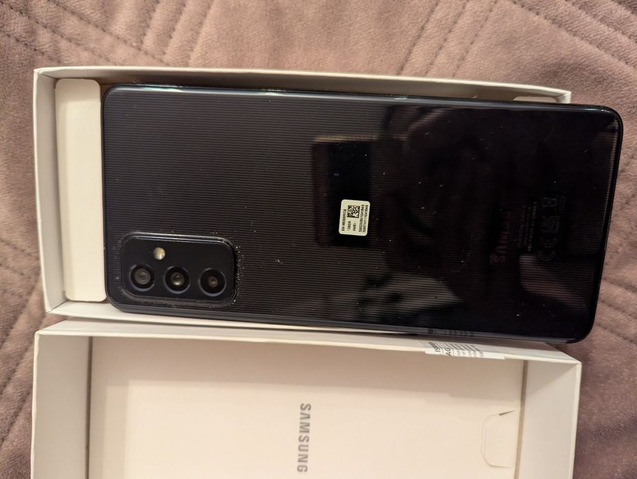 Samsung Galaxy M52 5G