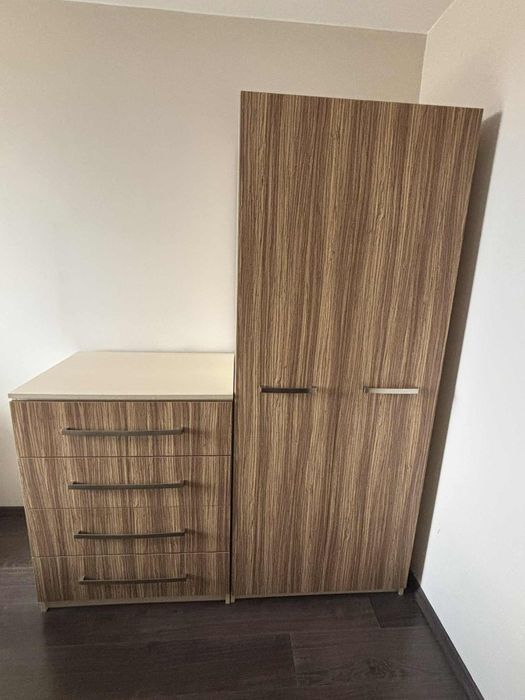 Zestaw szafa + kompoda 4szuflady z płyty wiórowej 18mm wenge jasne/zeb