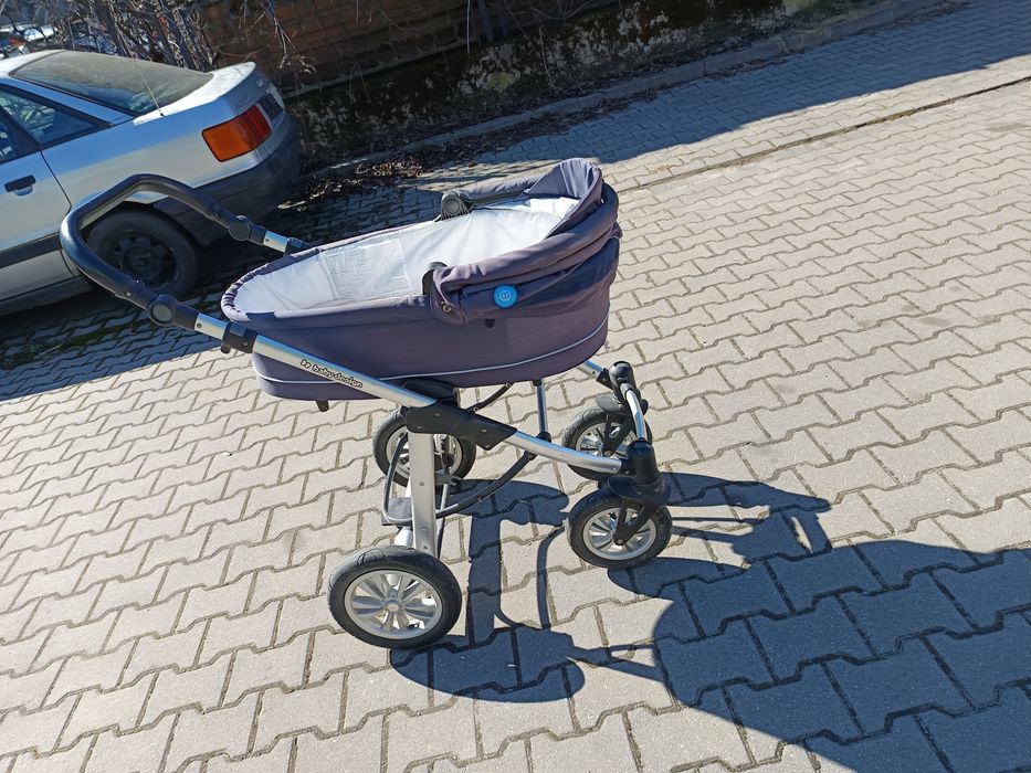 Sprzedam wózek dziecięcy (gondola) firmy Baby Design. W pełni sprawny