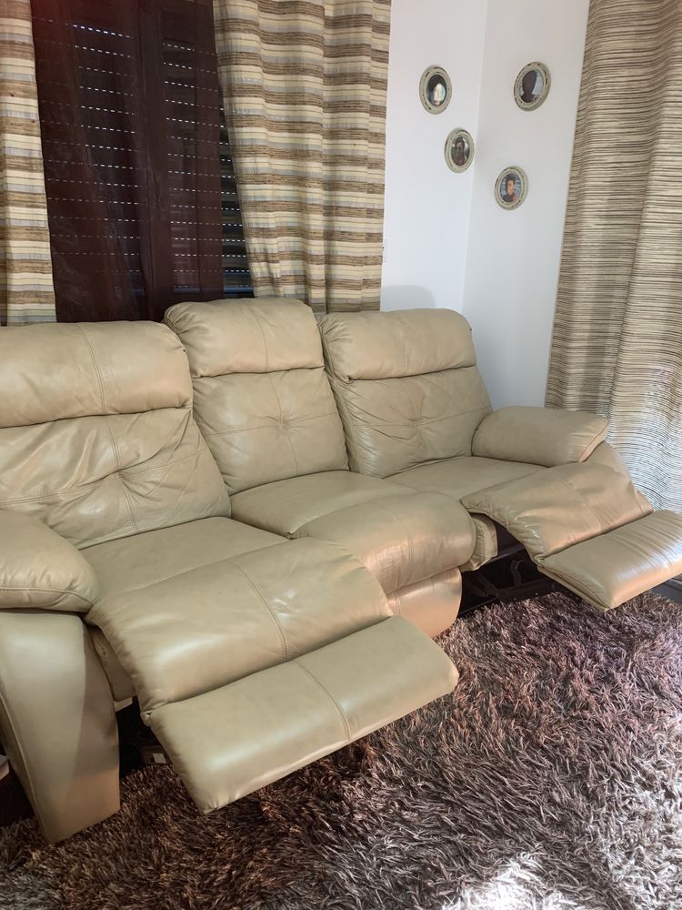Sofa relex com apoio de pes