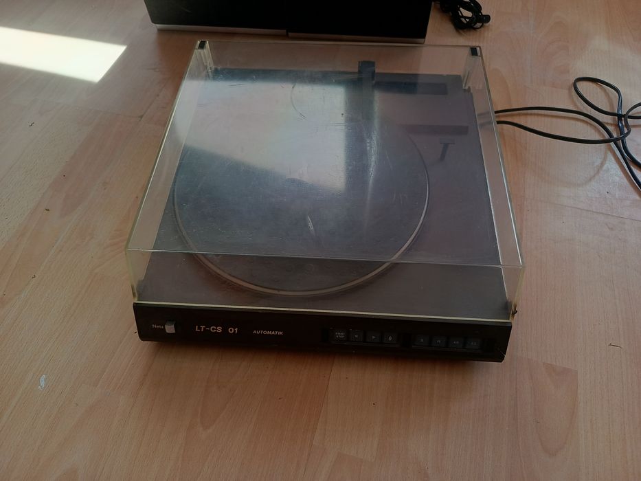 Kompletny sprzęt muzyczny stary