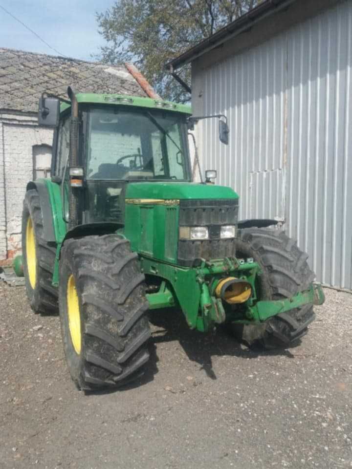John Deere 6300.