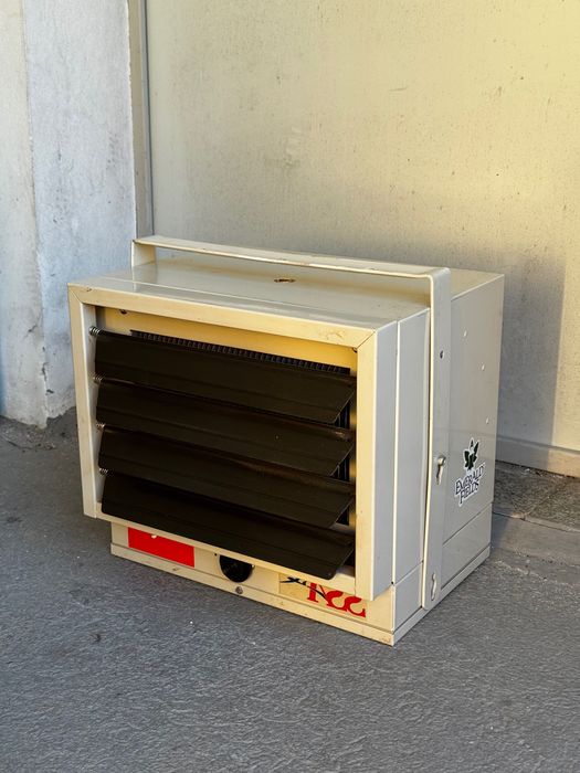 Grzejnik przemysłowy elektryczny