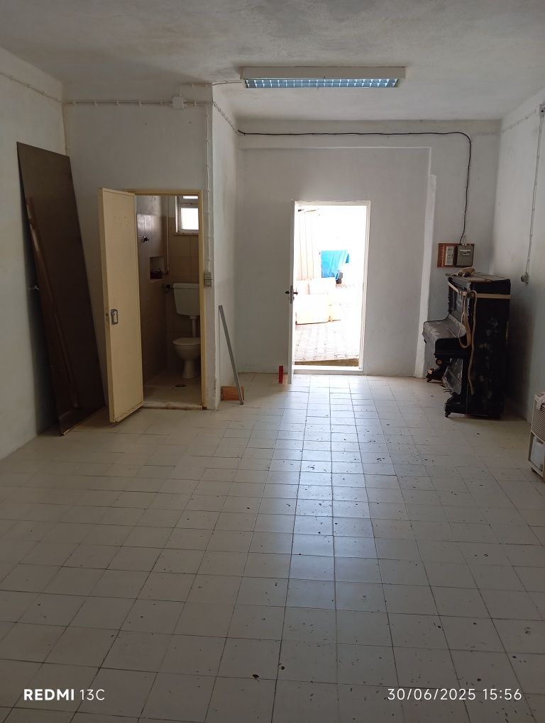Armazém. Agualva. Cacém