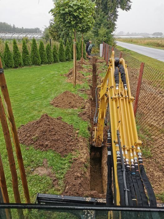 Usługi koparko-ładowarką, minikoparka 2.8 t. wiertnica, młot, wywrotka