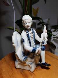Figurka porcelanowa skrzypek hrabia