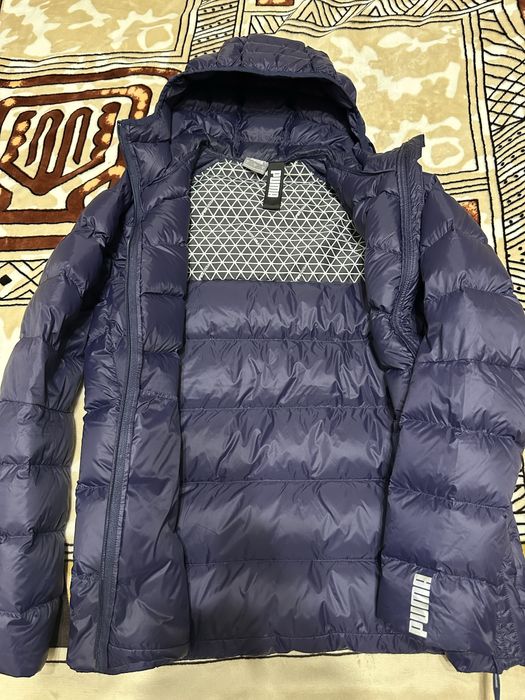 Продам курточку Puma