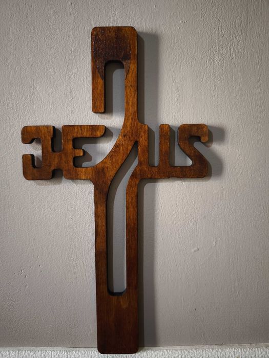 Krzyż ozdobny na ścianę