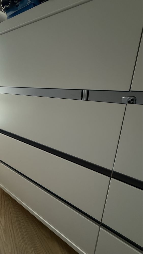Comoda Lacada “MOVELVIVO interiores”