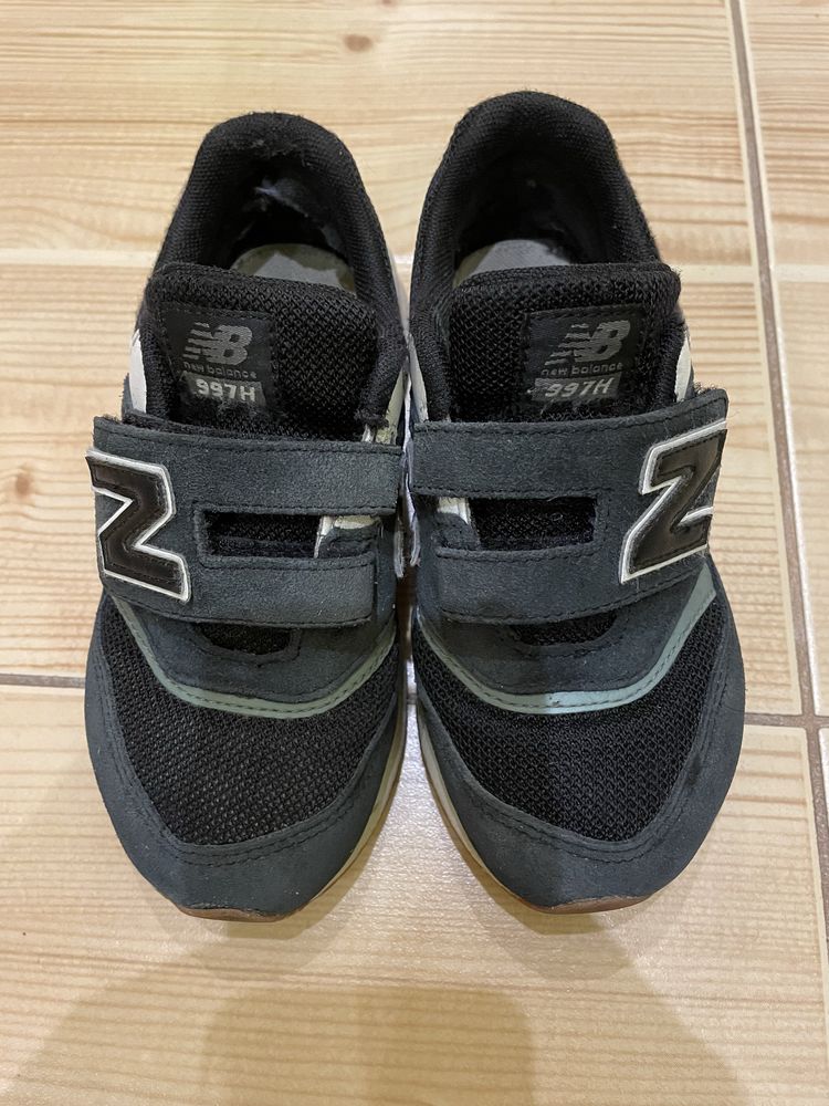 Дитячі кросівки New Balance 30р