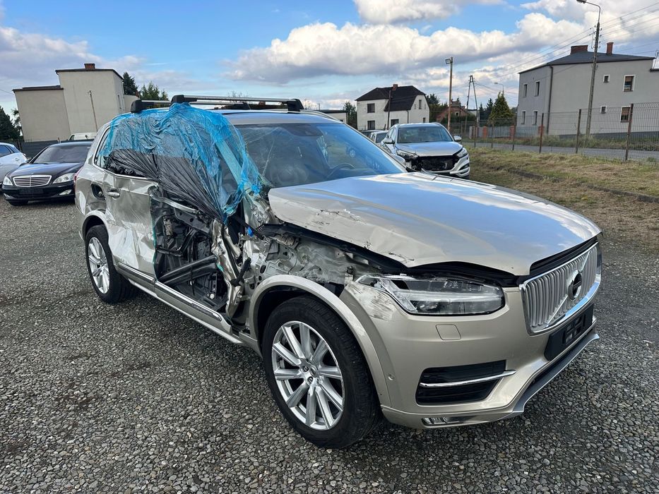 Volvo XC 90 Uszkodzone Sprowadzone 7 osobowe 4x4 inscription po opłatach