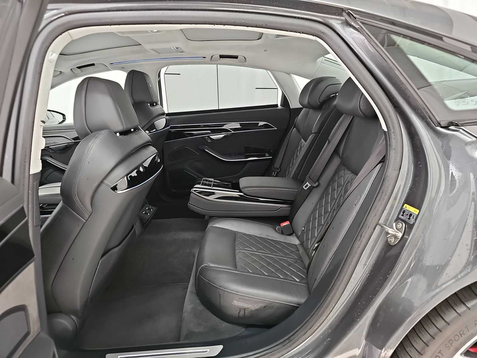 Продам Audi S8 2020 року випуску