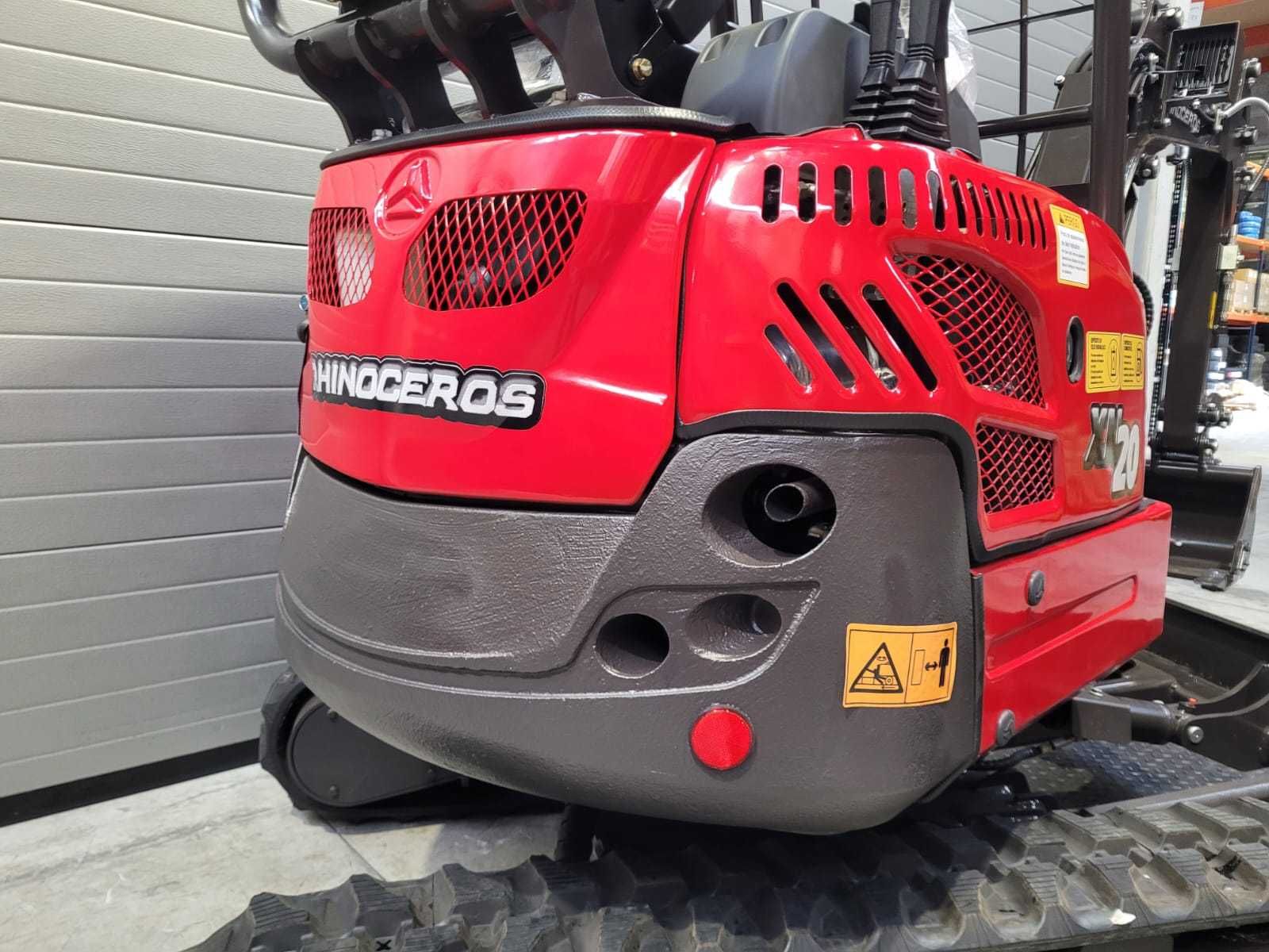 MINI GIRATORIA XN 20 RHINOCEROS  PROFISSIONAL motor kubota