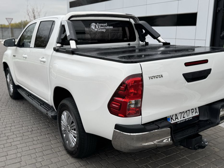 Toyota Hilux 2.4 дизель