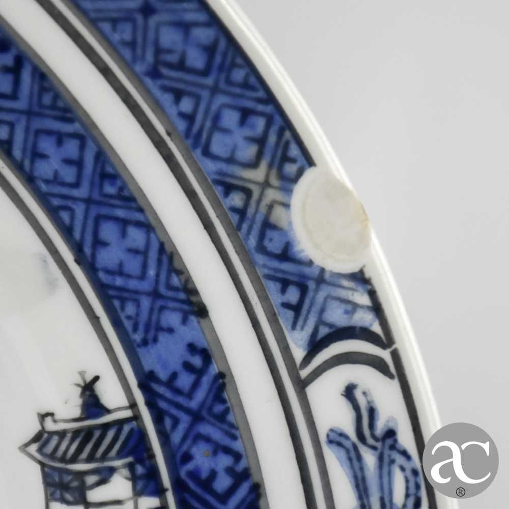 Travessa porcelana da China, decoração Cantão com pagodes e paisagem