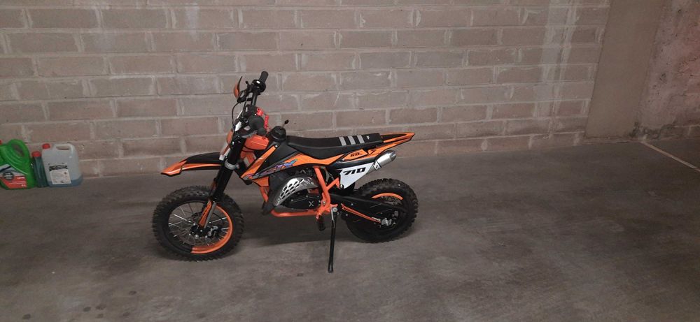 CROSS kros spalinowy ASIX 710 60cc