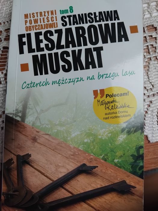 Czterech mezczyzn na brzegu lasu- Stanisława Fleszarowa- muskat