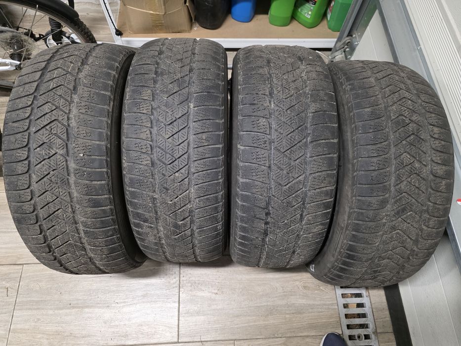 245/45r19 Pirelli SottoZero 3
