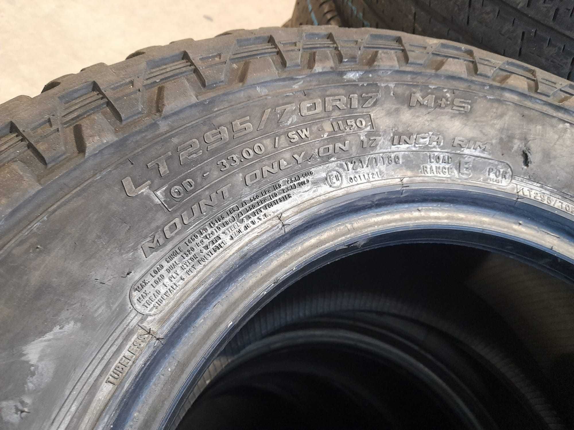 PNEUS JEEP 295/70R17 COOPER DISCOVERY S/T MAXX