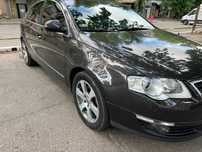 VW Пассат Б6 седан