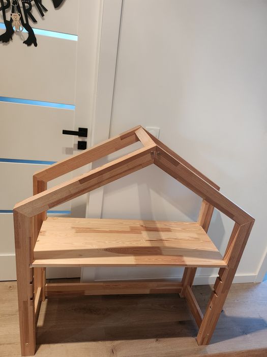 Biurko domek dla dziecka