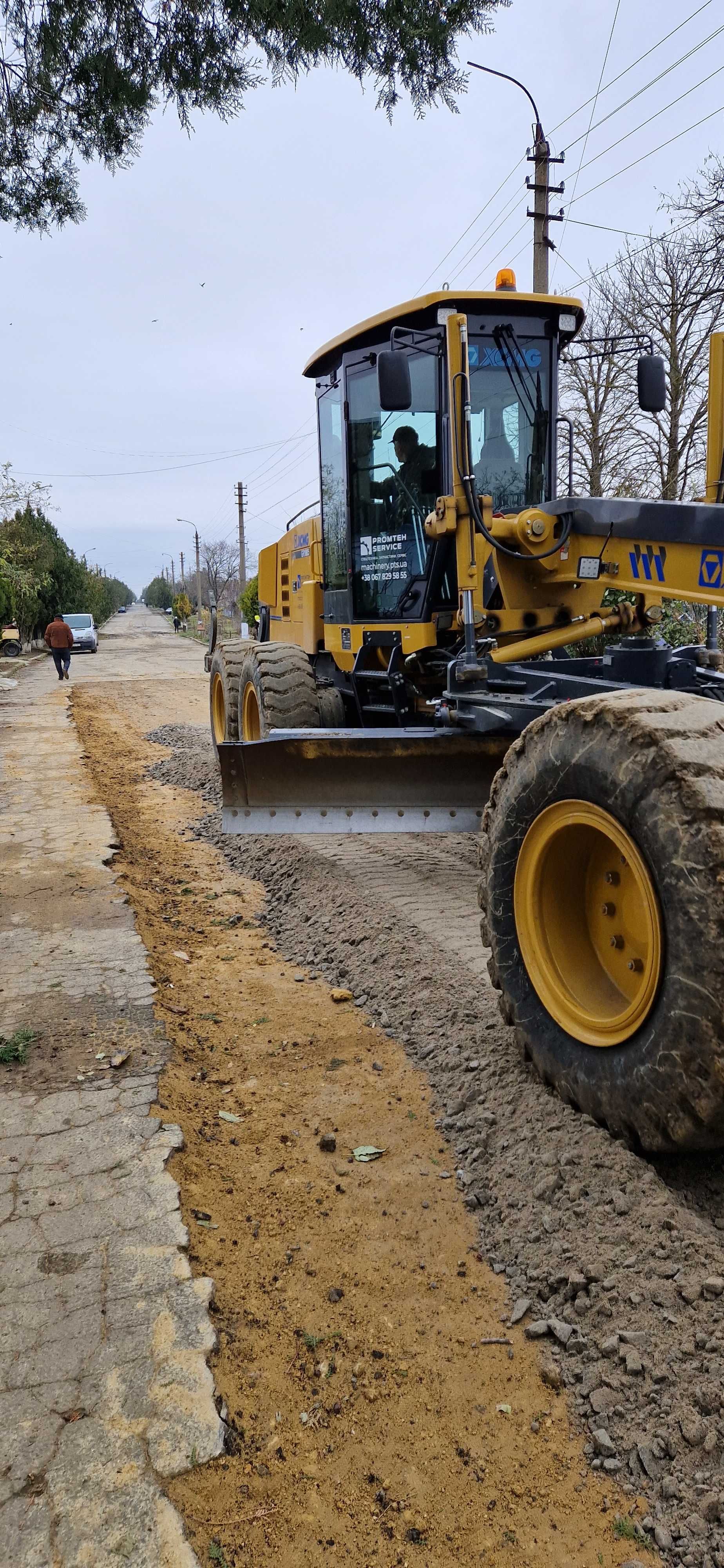 Аренда дорожного катка, jsb 3cx, асфальтоукладчика