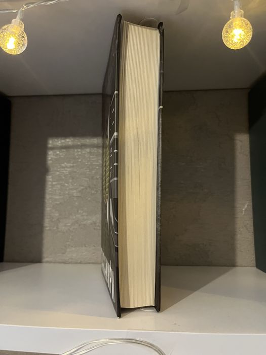 Пасажири ,Джон Маррс