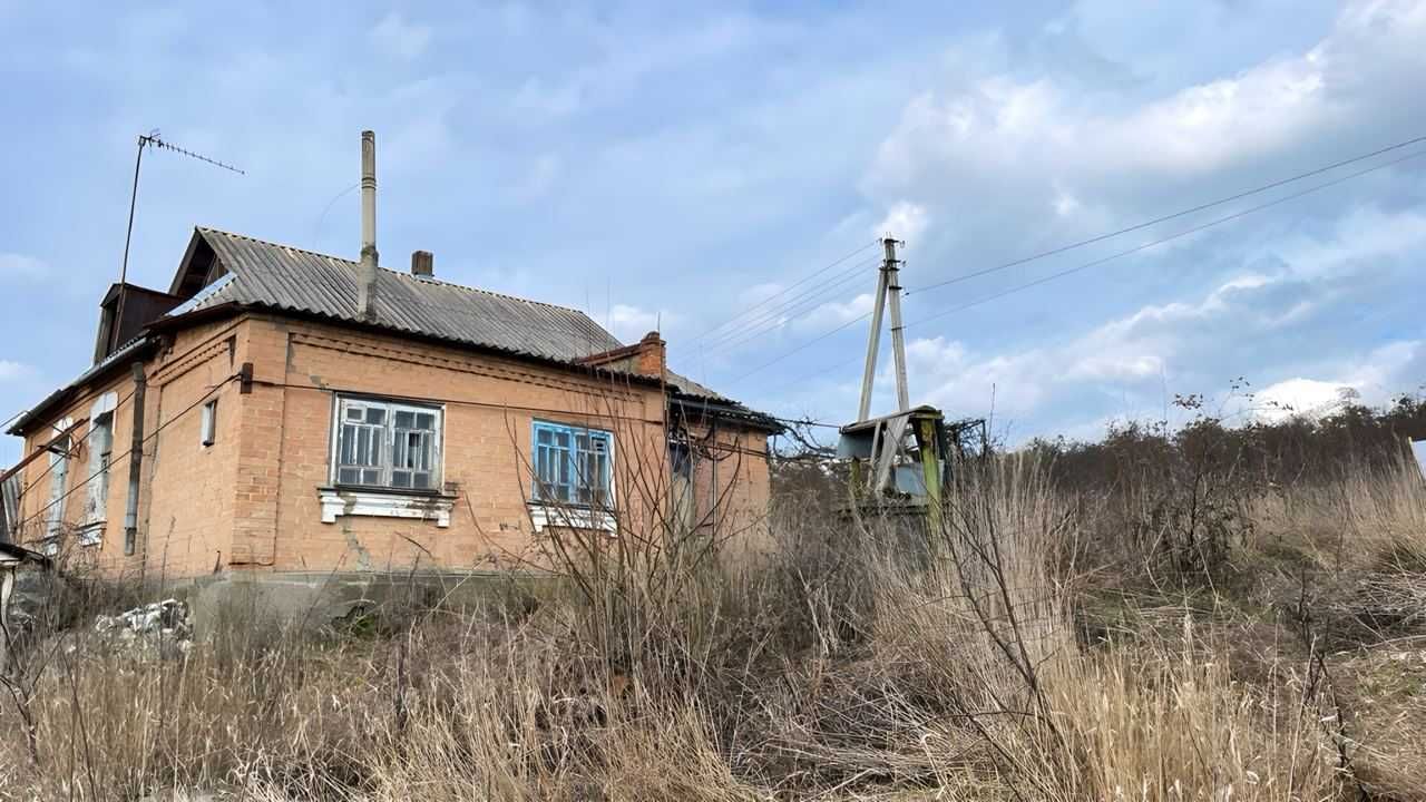 Продам земельну ділянку 97 соток під житлову забудову в Зарванцях 9081