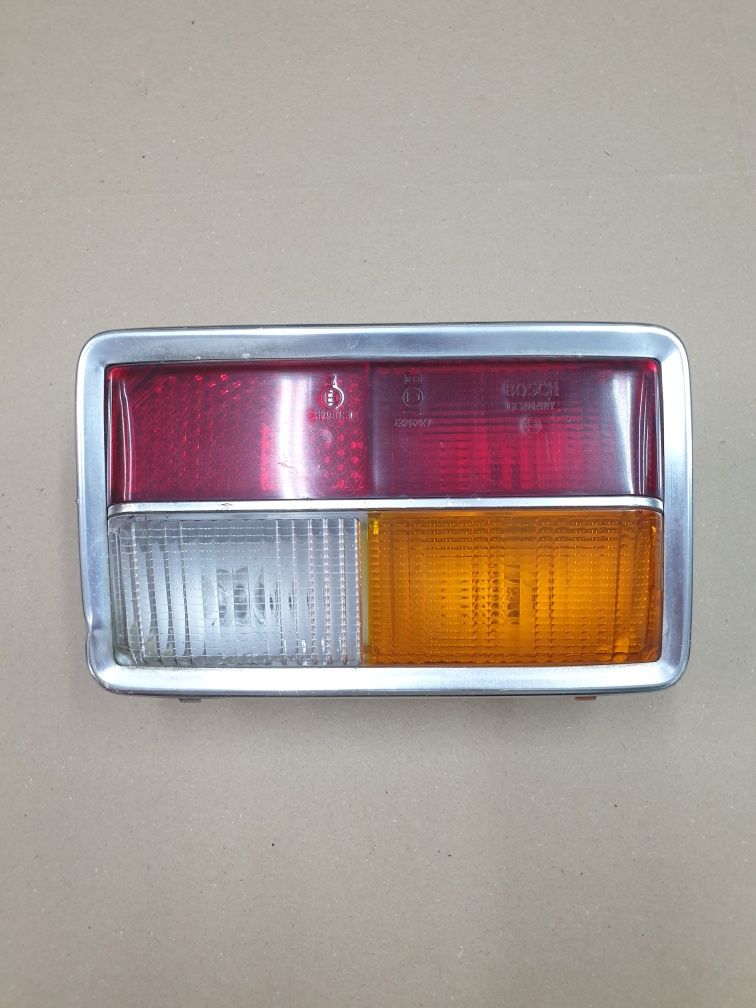 lampa prawa tylna Volkswagen K70 69 rok