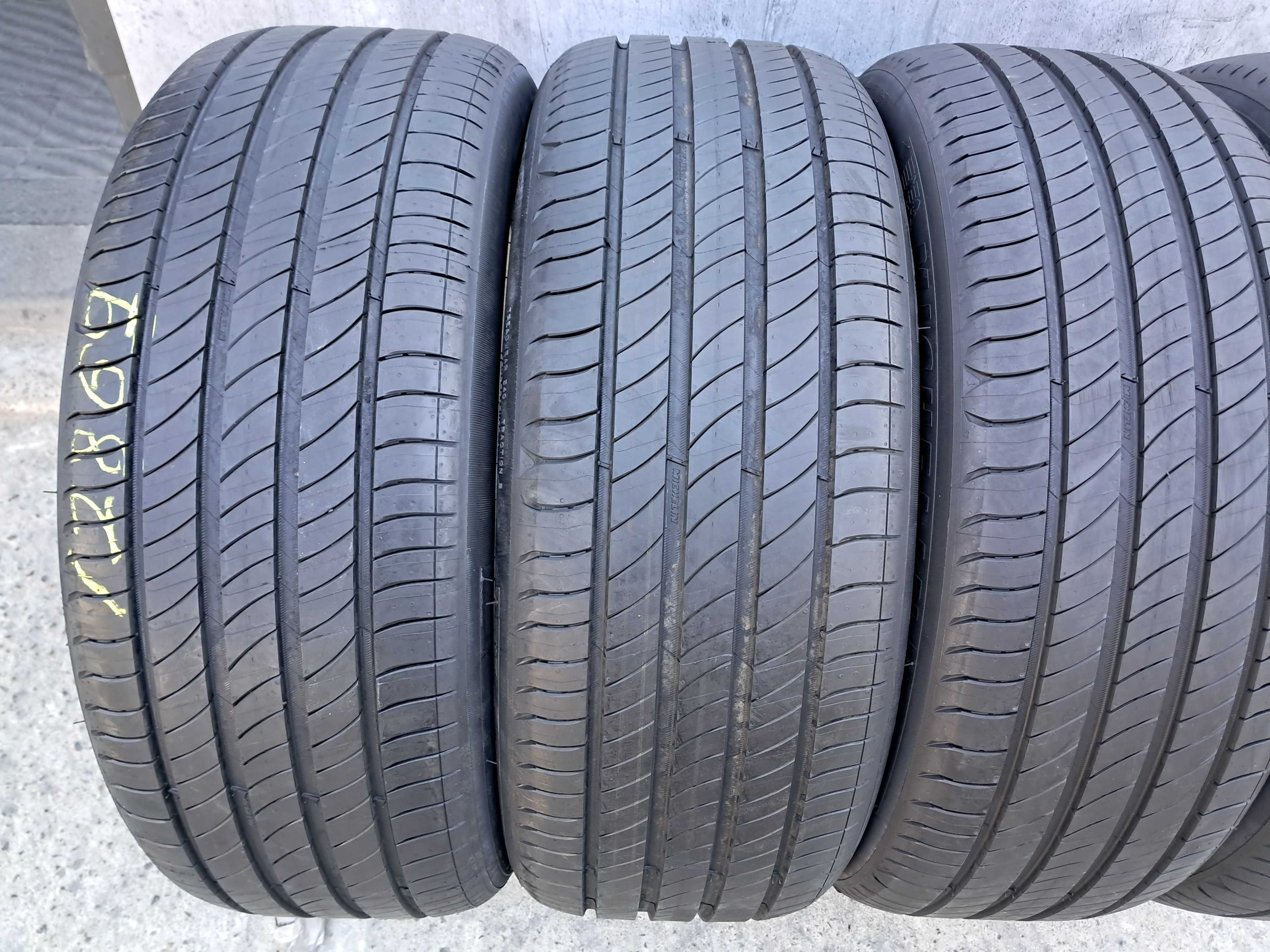 Резина літня, 99%, Michelin Primacy 4 255\45 R20 (арт.12869)