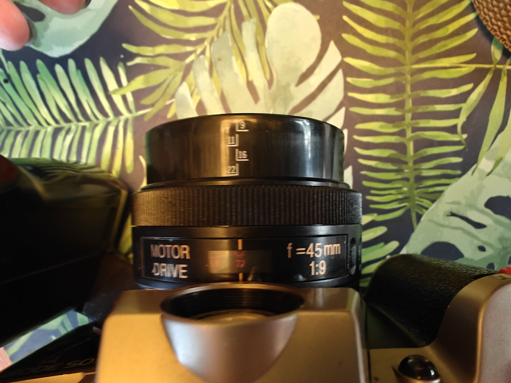 Vintage Aparat Canon Z9002 z lampa błyskowa na części dla kolekcjonera