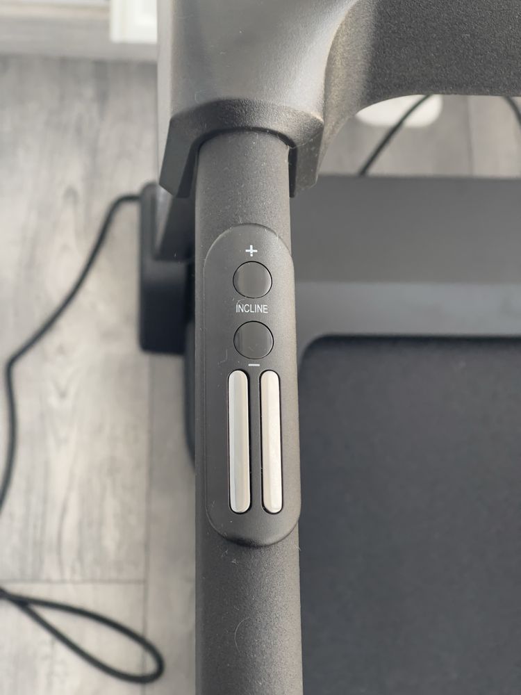 Бігова доріжка FitLogic T12B