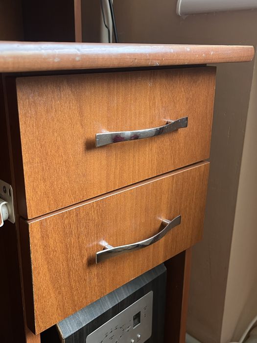 Компютерний стіл