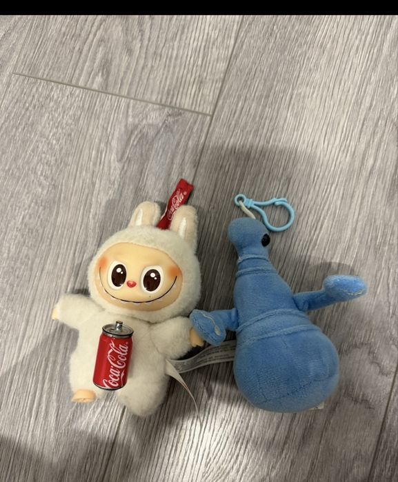 Лабубу та ждун брєлок