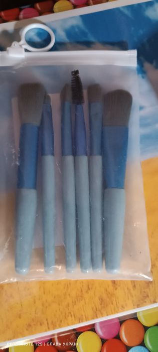 Пензлі для макіяжу