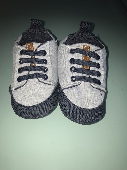 Sapatilhas Zippy tamanho 18/19